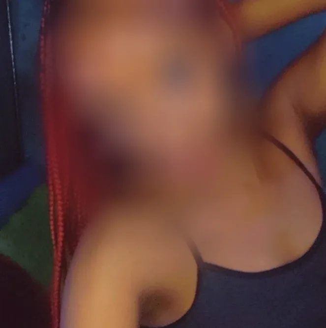 Ana, 23 años